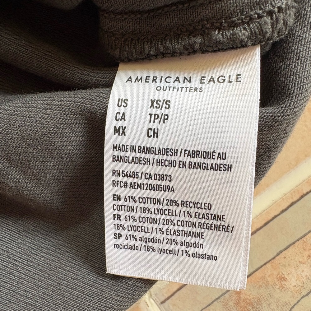 American Eagle Outfitters Charcoal Utility Cropped Jacket Shirt NWT Size XS/S - Picture 7 of 8